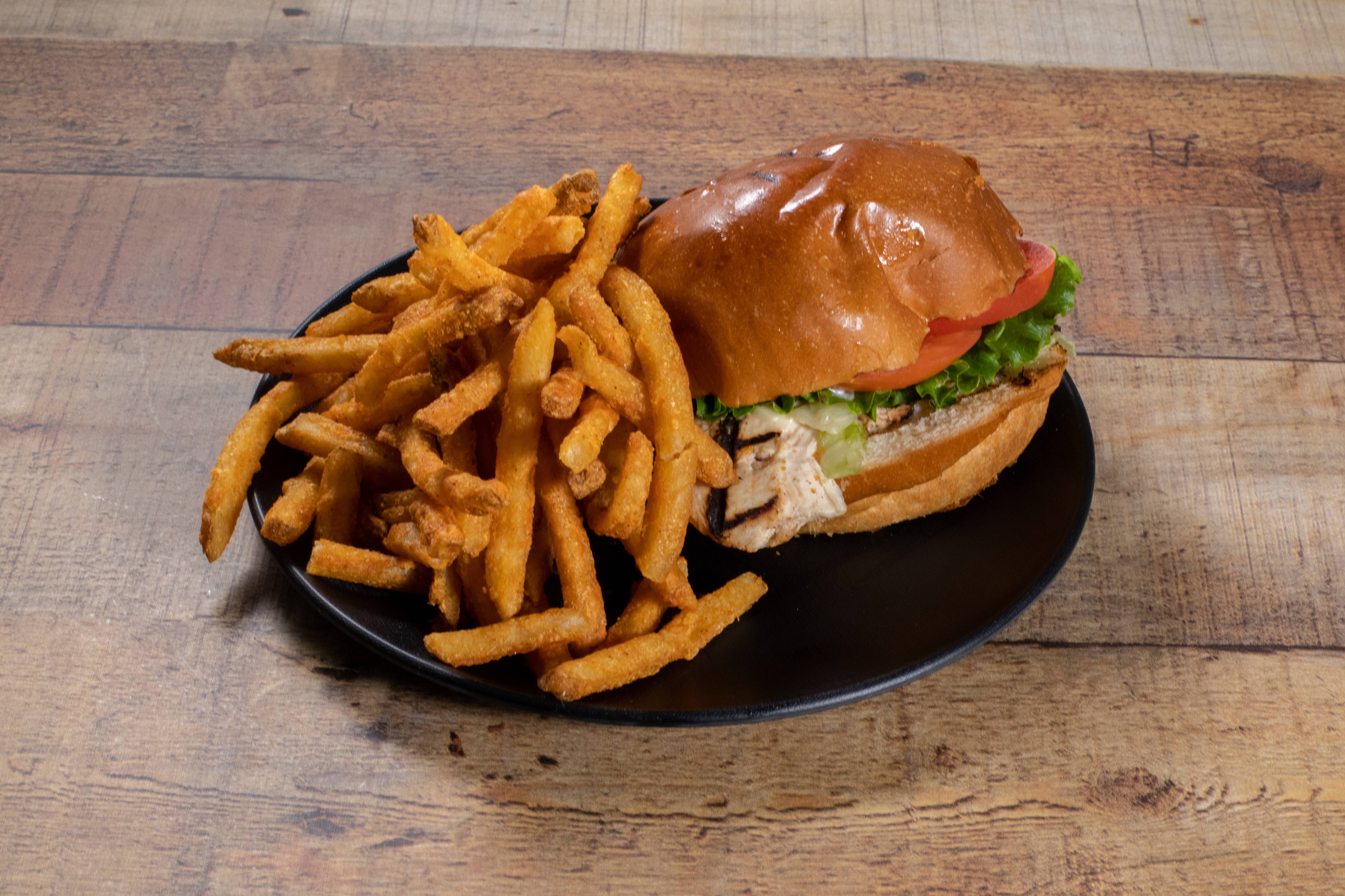 Order Grilled Chicken Sandwich food online from Ragin Cajun store, Houston on bringmethat.com