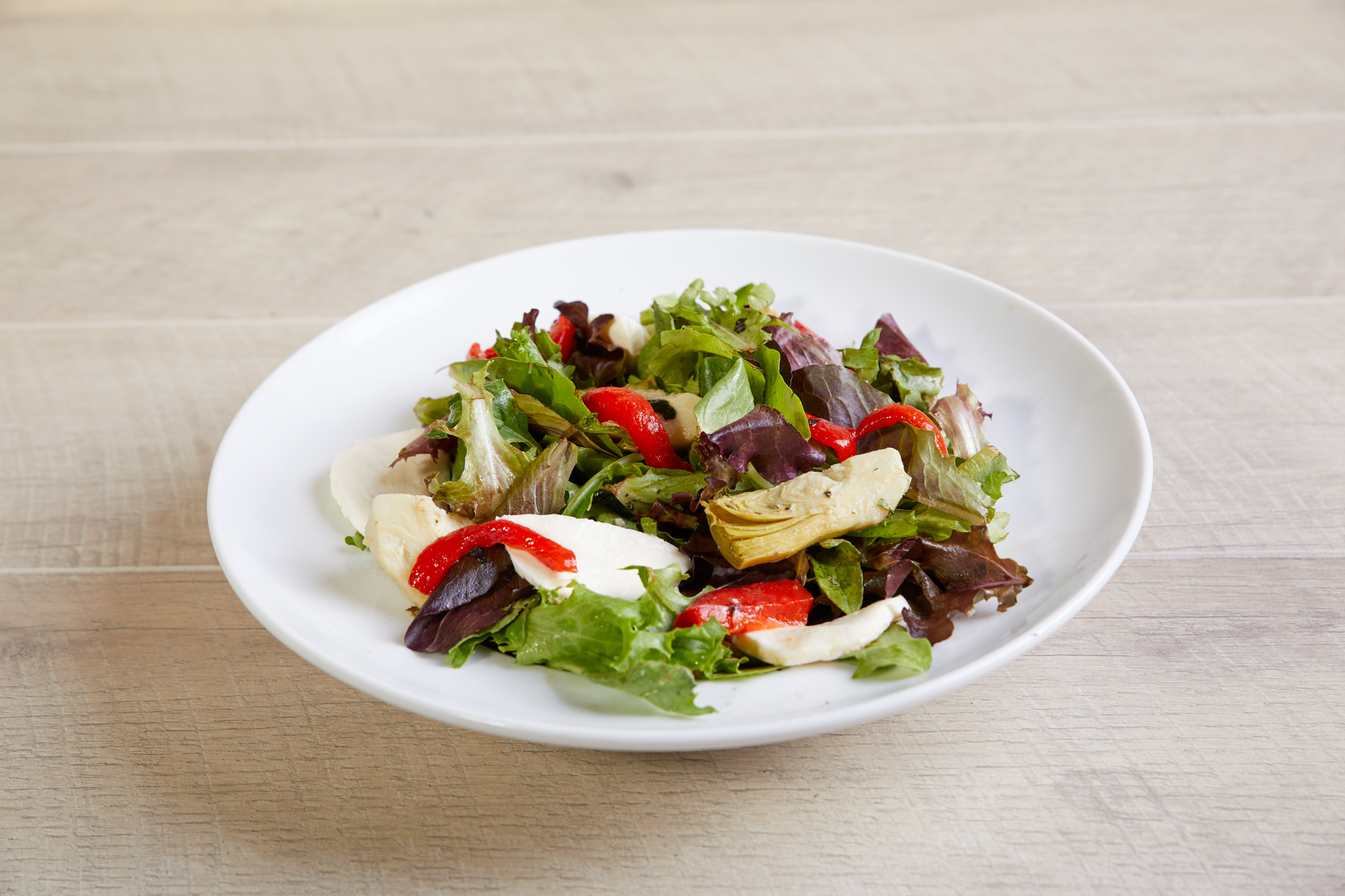 Order Mario’s Salad food online from Mario's Pizzeria store, Commack on bringmethat.com