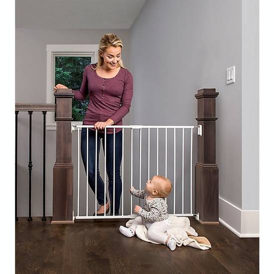 Order Regalo Top of Stair Baby Gate in White food online from Bed Bath & Beyond store, Lancaster on bringmethat.com