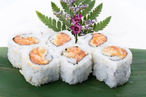 Order  Spicy Crunchy Salmon Roll food online from Sake House store, Beaver Dam on bringmethat.com