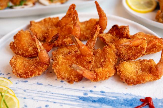 Order FRIED SHRIMP (8pc) 炸虾配薯条 food online from Hot Pot Hero store, Gaithersburg on bringmethat.com