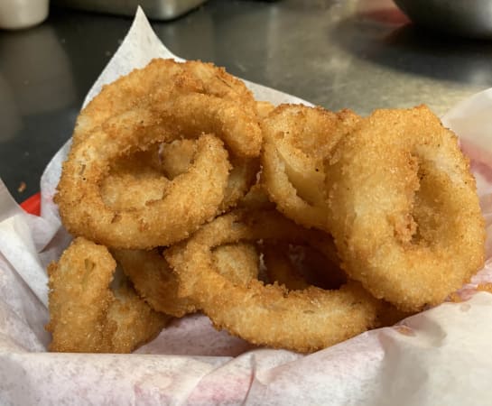 Order Home Made Onion Rings food online from Tailgaters store, Surprise on bringmethat.com