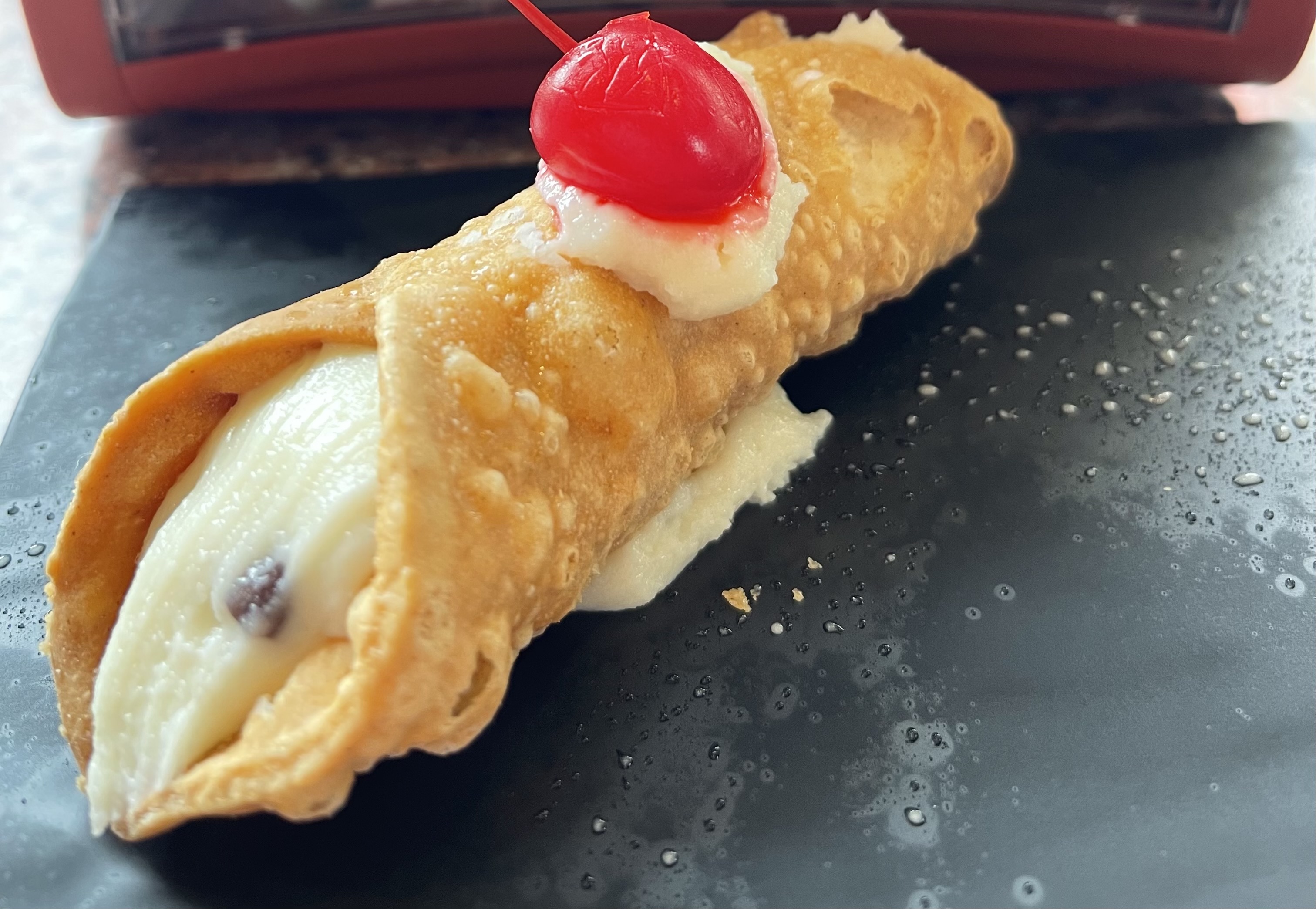 Order Cannoli food online from Two Cousins Pizza and Italian Restaurant store, Lancaster on bringmethat.com