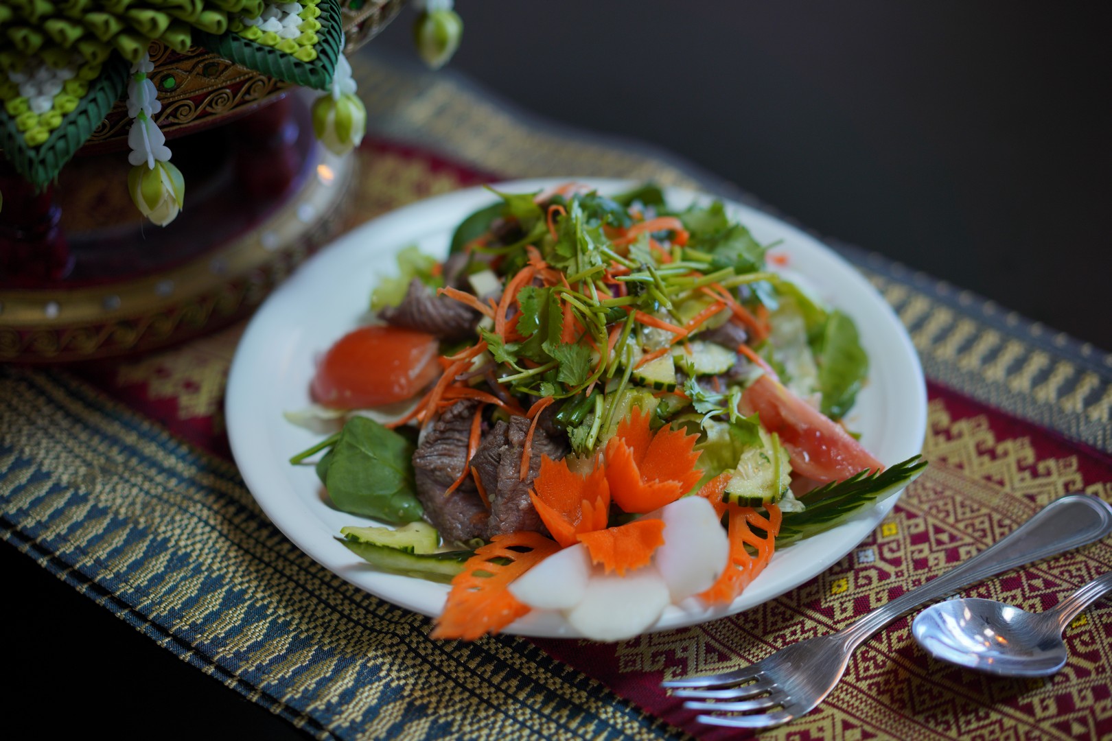 Order Ribeye Beef Salad food online from Thai Pepper store, Las Vegas on bringmethat.com
