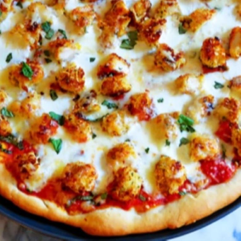 Order Chicken Parm Pizza - Pizza food online from Junior's Pizza & Subs II store, Boonton on bringmethat.com