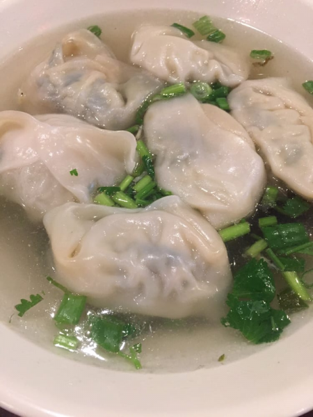 Order Wonton Soup food online from Kung fu little steamed buns ramen store, New York on bringmethat.com