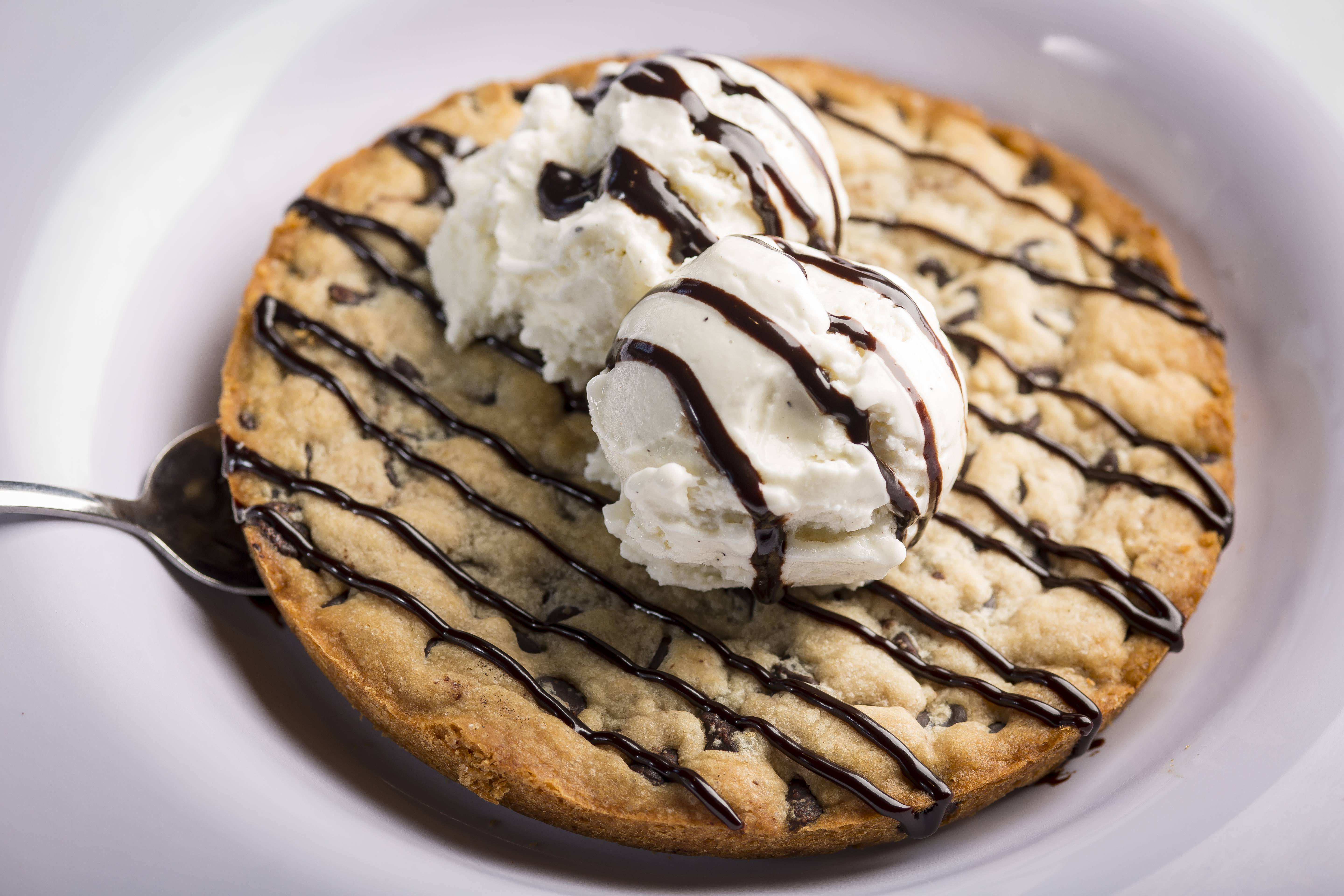 Order Deep Dish Cookie food online from Rosati Pizza store, Gold Canyon on bringmethat.com