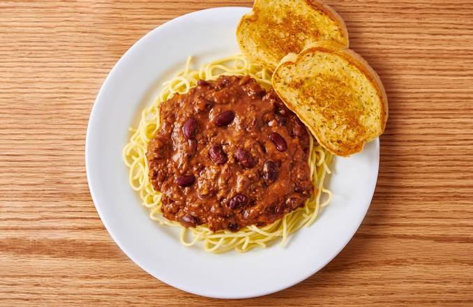 Order Chili Spaghetti with Garlic Bread food online from Zippy's store, Kaneohe on bringmethat.com