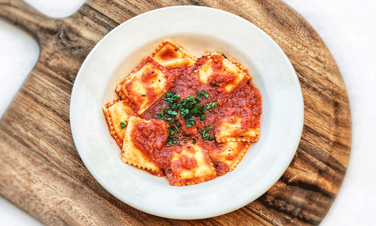 Order CHEESE RAVIOLI WITH MARINARA food online from Amicis East Coast Pizzeria store, Menlo Park on bringmethat.com