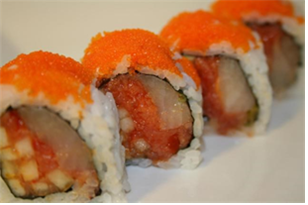 Order Dave Roll food online from Yomama Sushi store, Camarillo on bringmethat.com