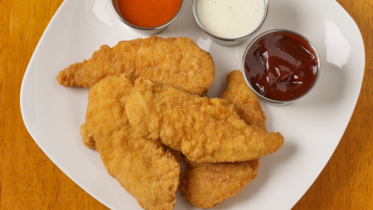 Order CHICKEN STRIPS food online from Judy Pizza store, Highland Park on bringmethat.com
