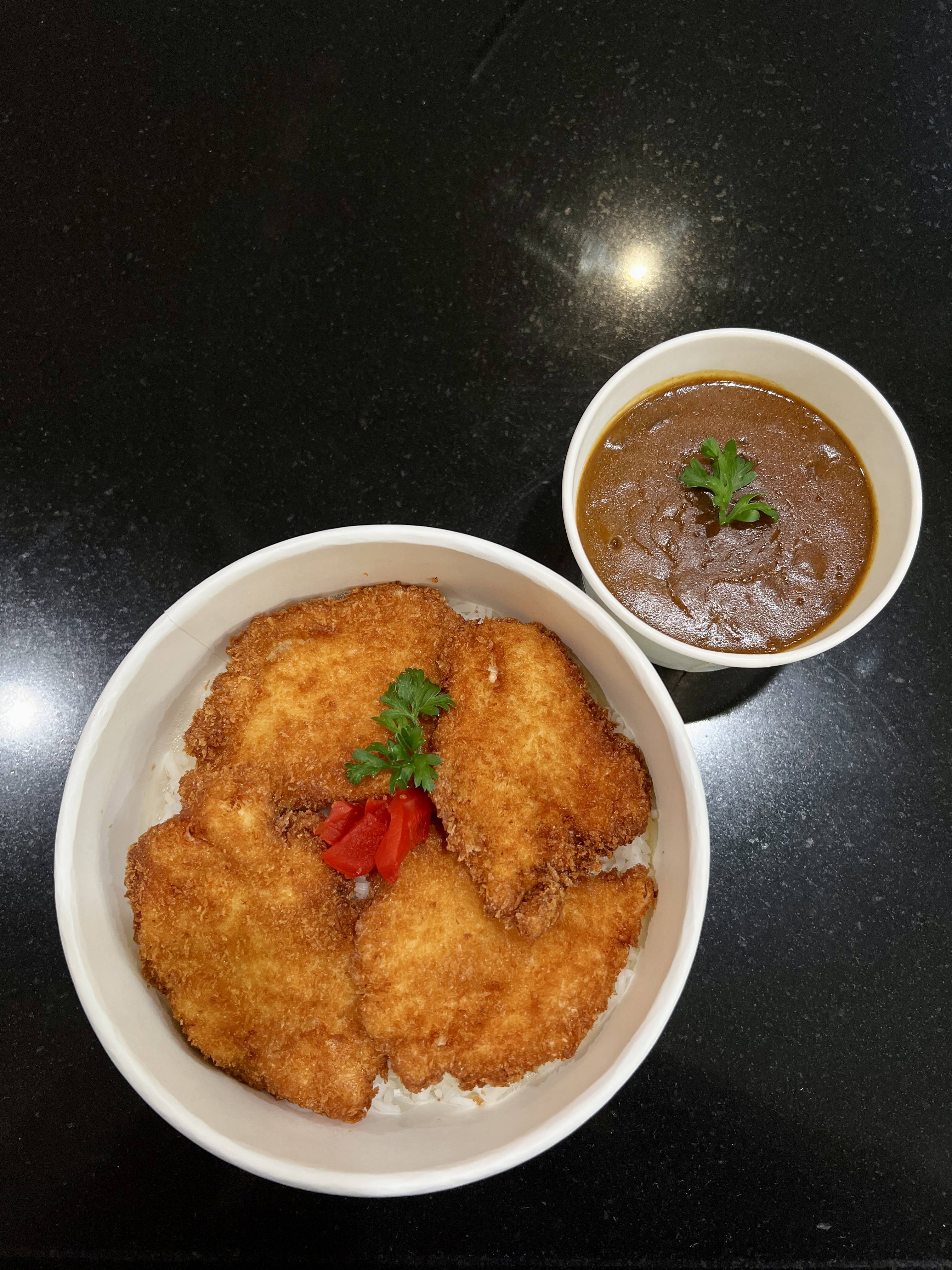 Order Spicy Curry Chicken Katsu Bowl food online from WingGO store, Huntington Beach on bringmethat.com