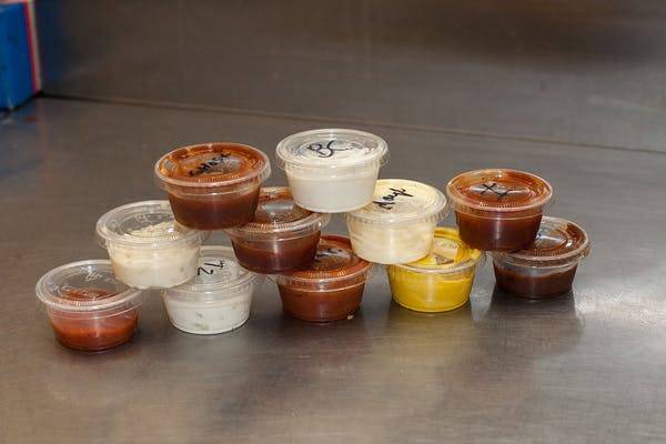 Order Extra Sauce food online from Rooster Bbq Deli store, Saint Paul on bringmethat.com