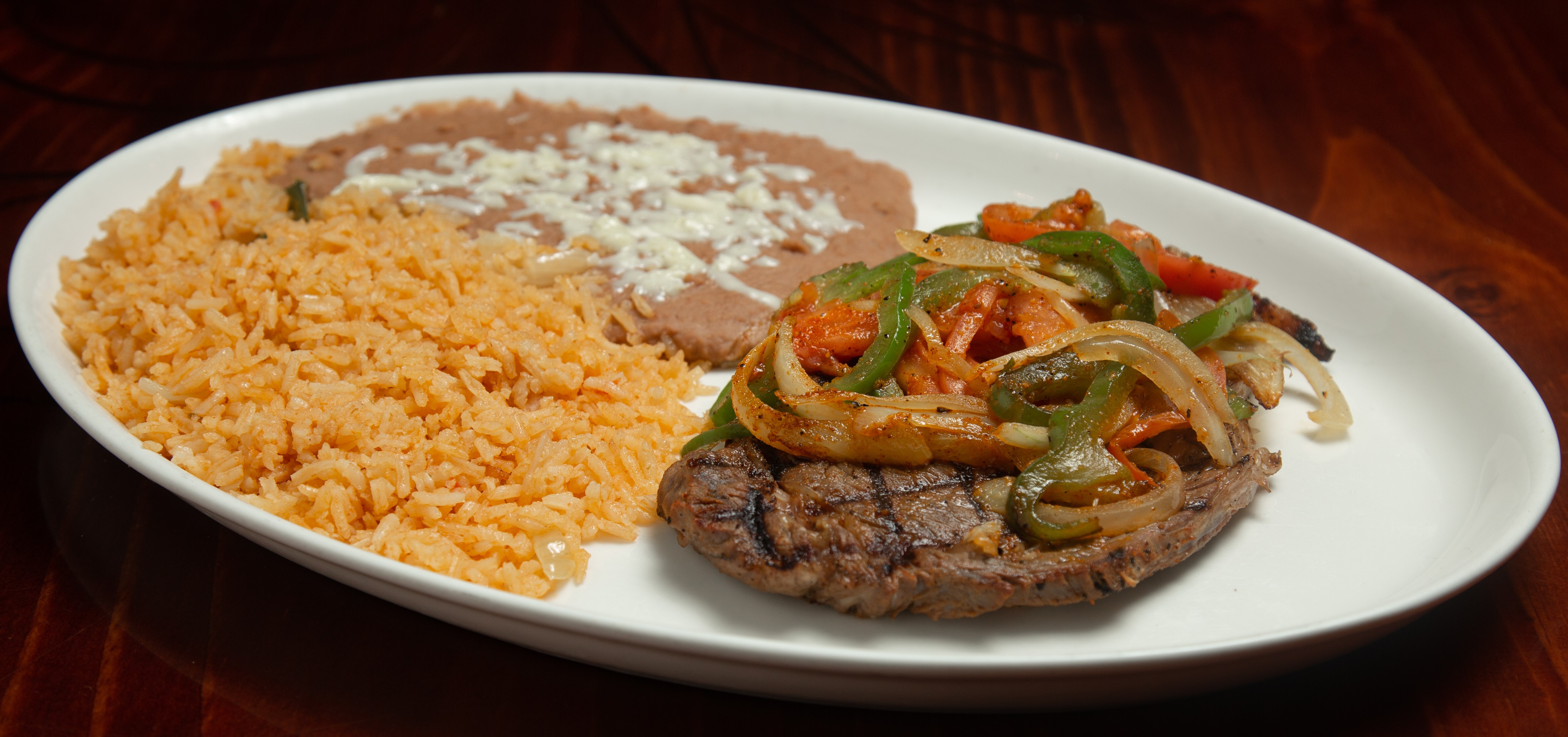 Order Carne Mexicana Dinner food online from Pueblo Real store, Franklin on bringmethat.com