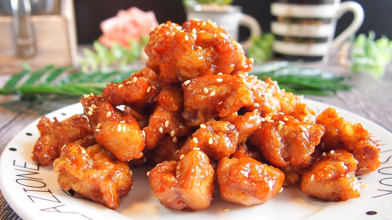 Order 76. Sesame Chicken food online from Chop Suey City Chinese Restaurant store, Chicago on bringmethat.com