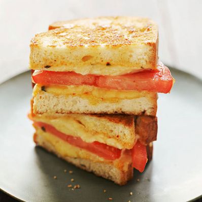 Order Grilled Cheese with Tomato Sandwich food online from Smith finest deli store, Brooklyn on bringmethat.com