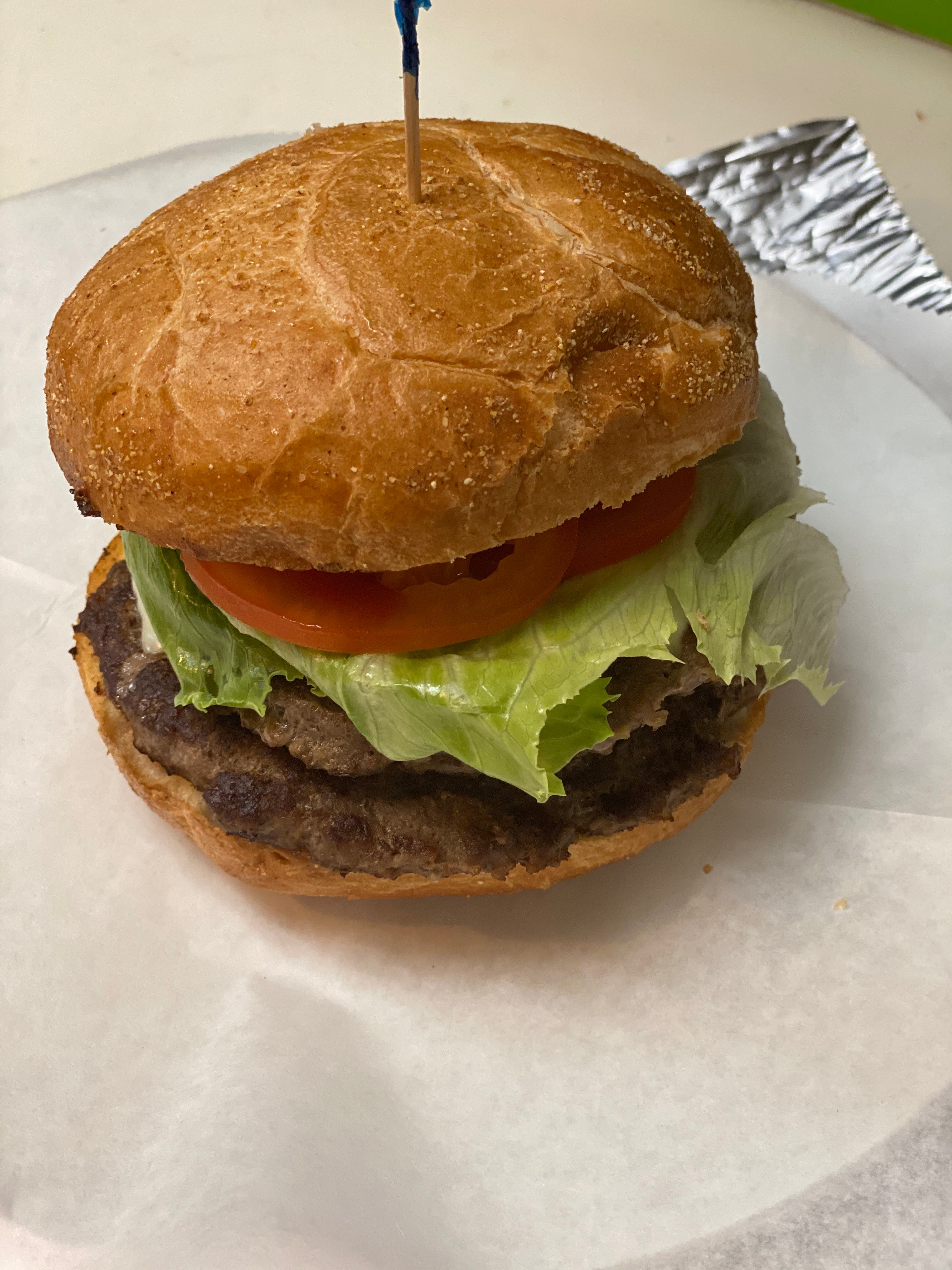 Order Cheeseburger - Burger food online from Michelangelo's Pizza store, East Brunswick on bringmethat.com