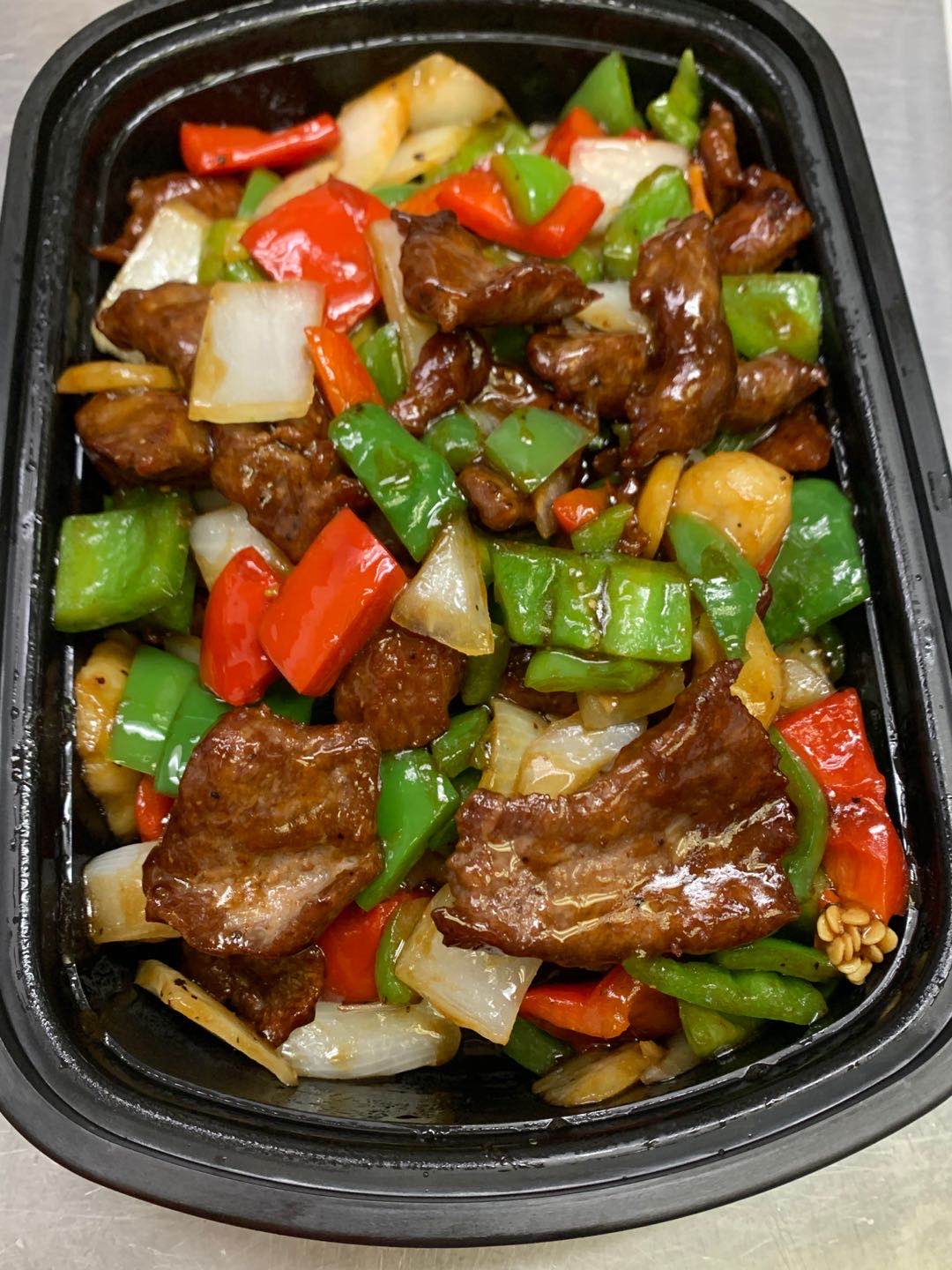 Order 606. Jalapeno Beef food online from New New Buffet store, Addison on bringmethat.com
