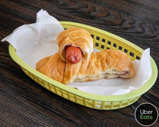 Order Jumbo Sausage Jalapeno Roll food online from Ozzies donut store, Lake Dallas on bringmethat.com