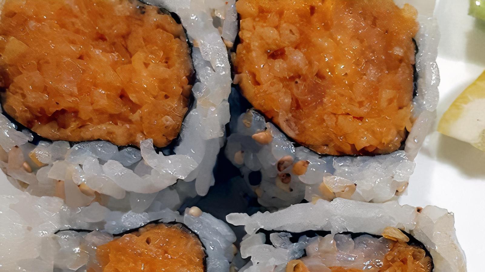 Order Spicy Salmon Roll food online from Midori Sushi & Hibachi store, Davidson on bringmethat.com