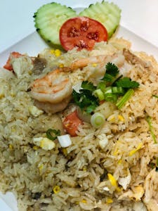 Order House Fried Rice food online from Tamarind Thai Cuisine store, Camarillo on bringmethat.com