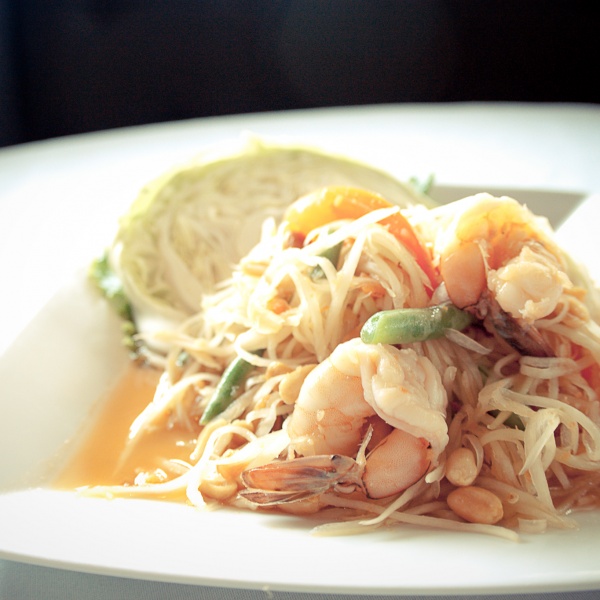 Order Som Tam Salad food online from Bai Tong Thai Restaurant store, Issaquah on bringmethat.com
