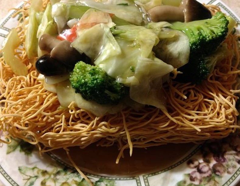 Order M14. Vegetable Noodle Soup food online from Mi La Cay store, San Jose on bringmethat.com