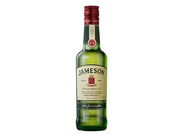 Order Jameson Irish Whiskey - 200ml Bottle food online from Josh Wines & Liquors Inc store, New York on bringmethat.com
