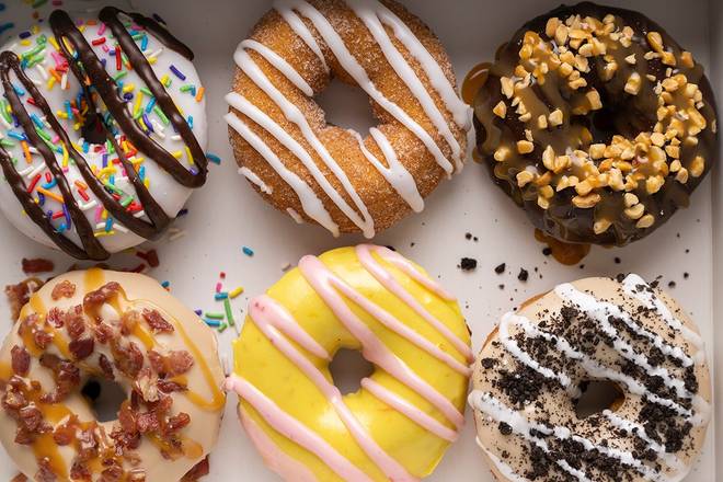 Order Build Your Own Half Dozen food online from Duck Donuts store, Fairlawn on bringmethat.com