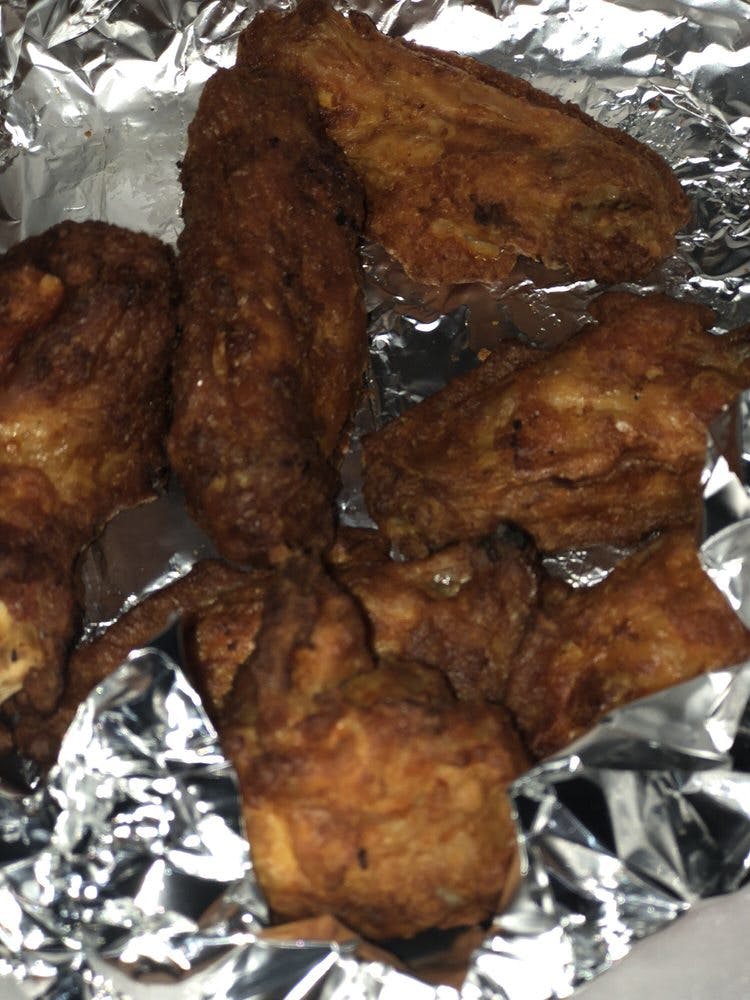 Order Buffalo Wings - 10 Pieces food online from Milans store, Lathrop on bringmethat.com