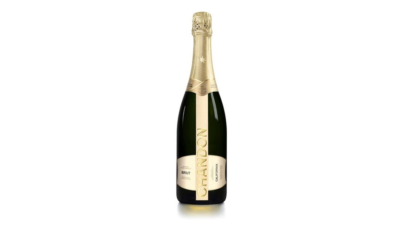 Order Domaine Chandon Brut Napa Valley Champagne Blend Sparkling Wine 750mL food online from Village Commons Liquor store, Camarillo on bringmethat.com