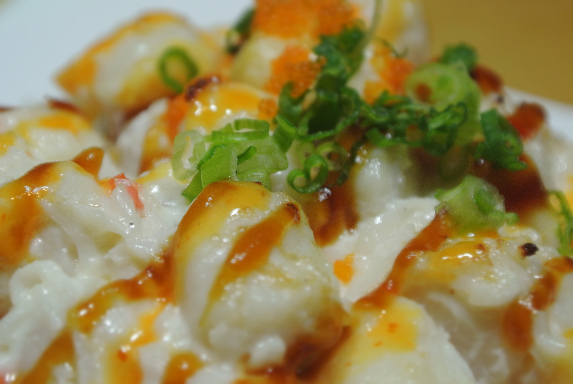 Order Baked Scallop food online from Tokyo Roll And Noodle store, Chino Hills on bringmethat.com
