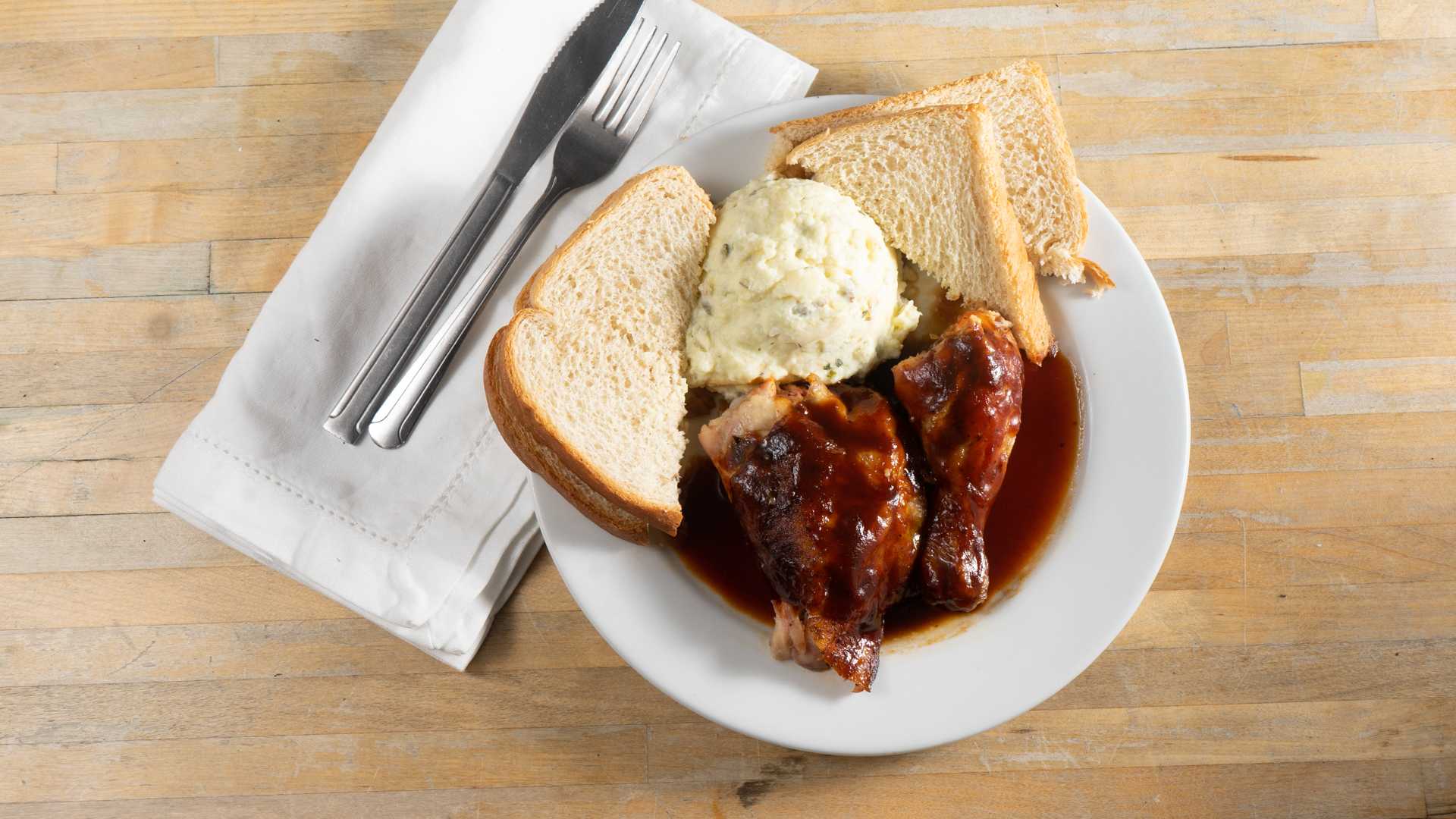 Order Smoked Chicken food online from Jac's Bbq store, San Francisco on bringmethat.com
