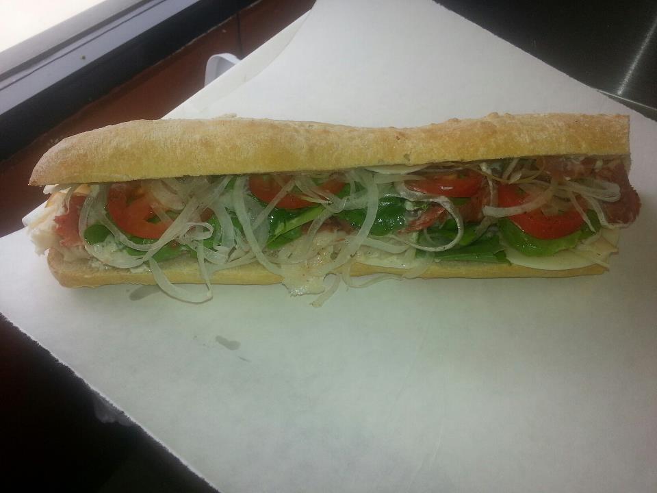 Order Deluxe Hoagie food online from Marco Polo Cheesesteaks store, New Braunfels on bringmethat.com