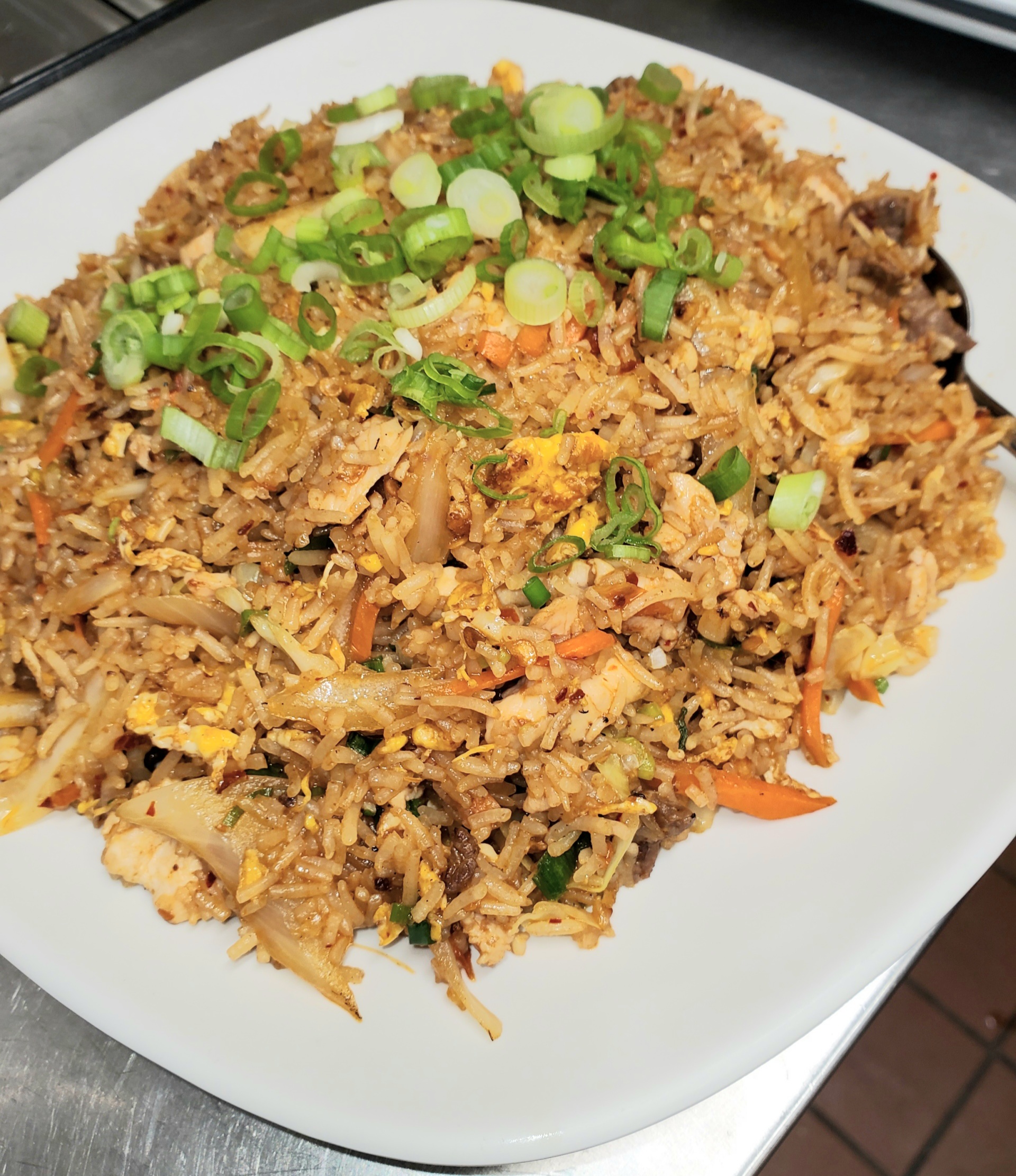 Order Chicken Fried Rice food online from Noya Kitchen store, Los Angeles on bringmethat.com