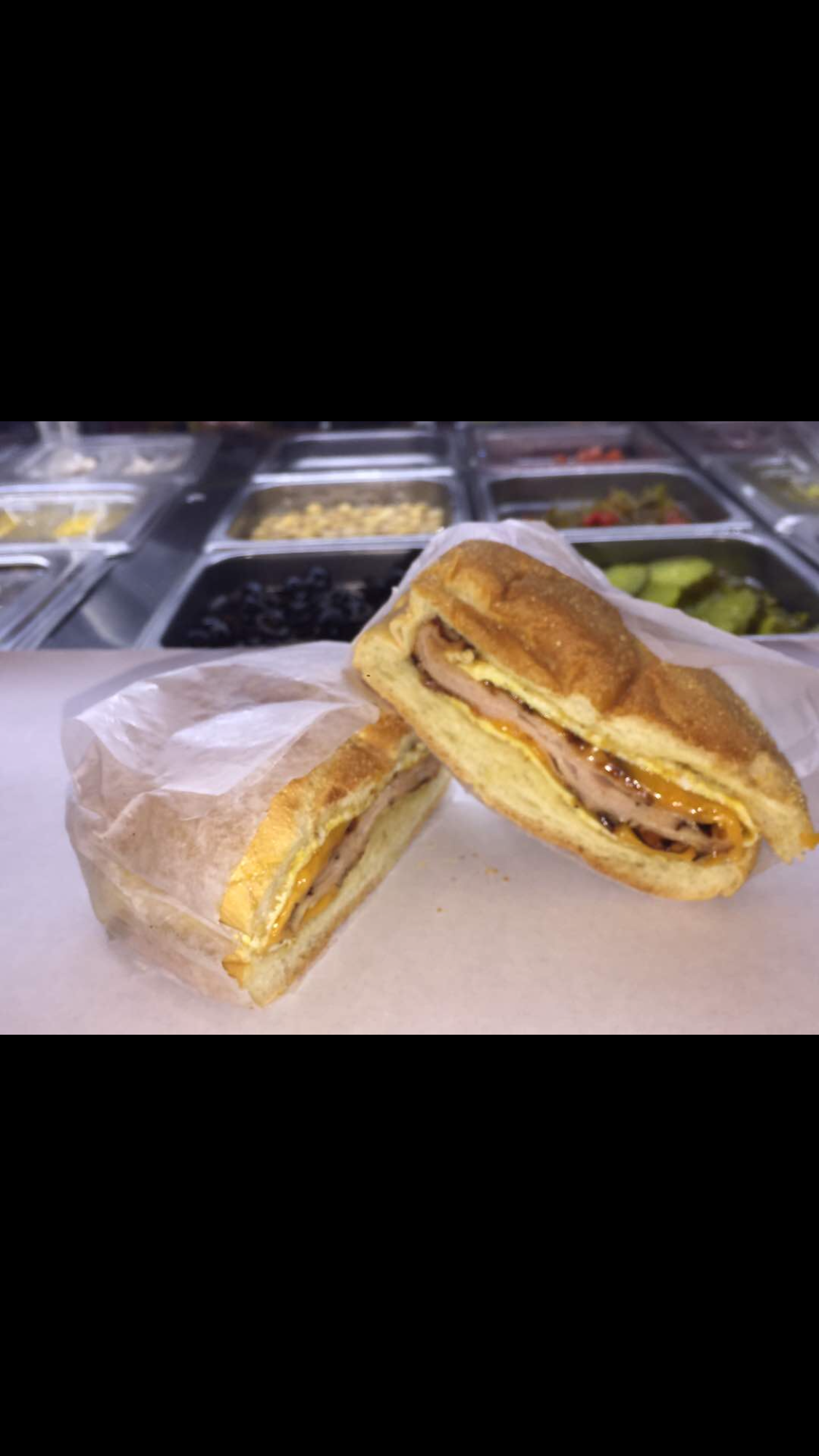 Order B9. Bagel with Turkey, Egg and Cheese Breakfast food online from Natural Plus store, Brooklyn on bringmethat.com