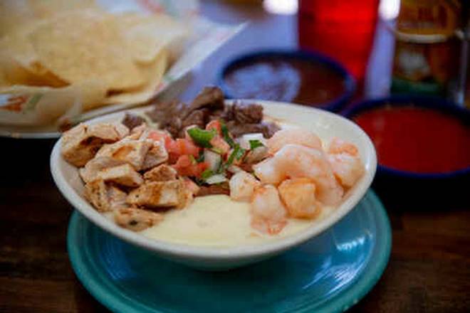 Order Ultimate Cheese Dip food online from Frontera Mex-Mex Grill store, Stockbridge on bringmethat.com