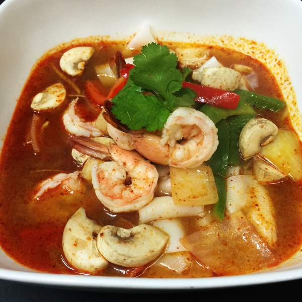 Order NS6. Spicy Tom Yum Noodle Soup food online from Williamsburg Thai store, Brooklyn on bringmethat.com