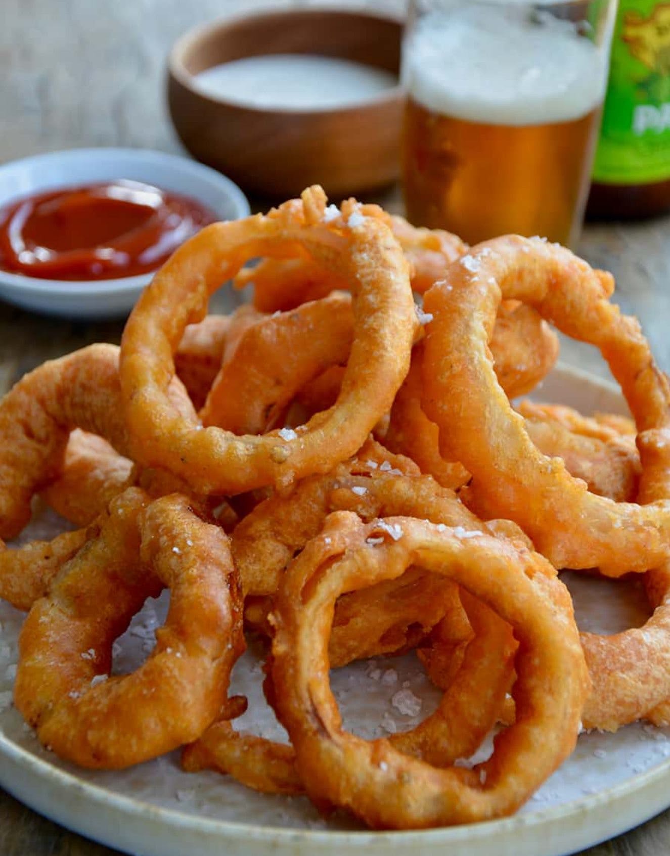 Order Onion Rings - Appetizer food online from Mt Hood Pizza & Grill store, Rensselaer on bringmethat.com
