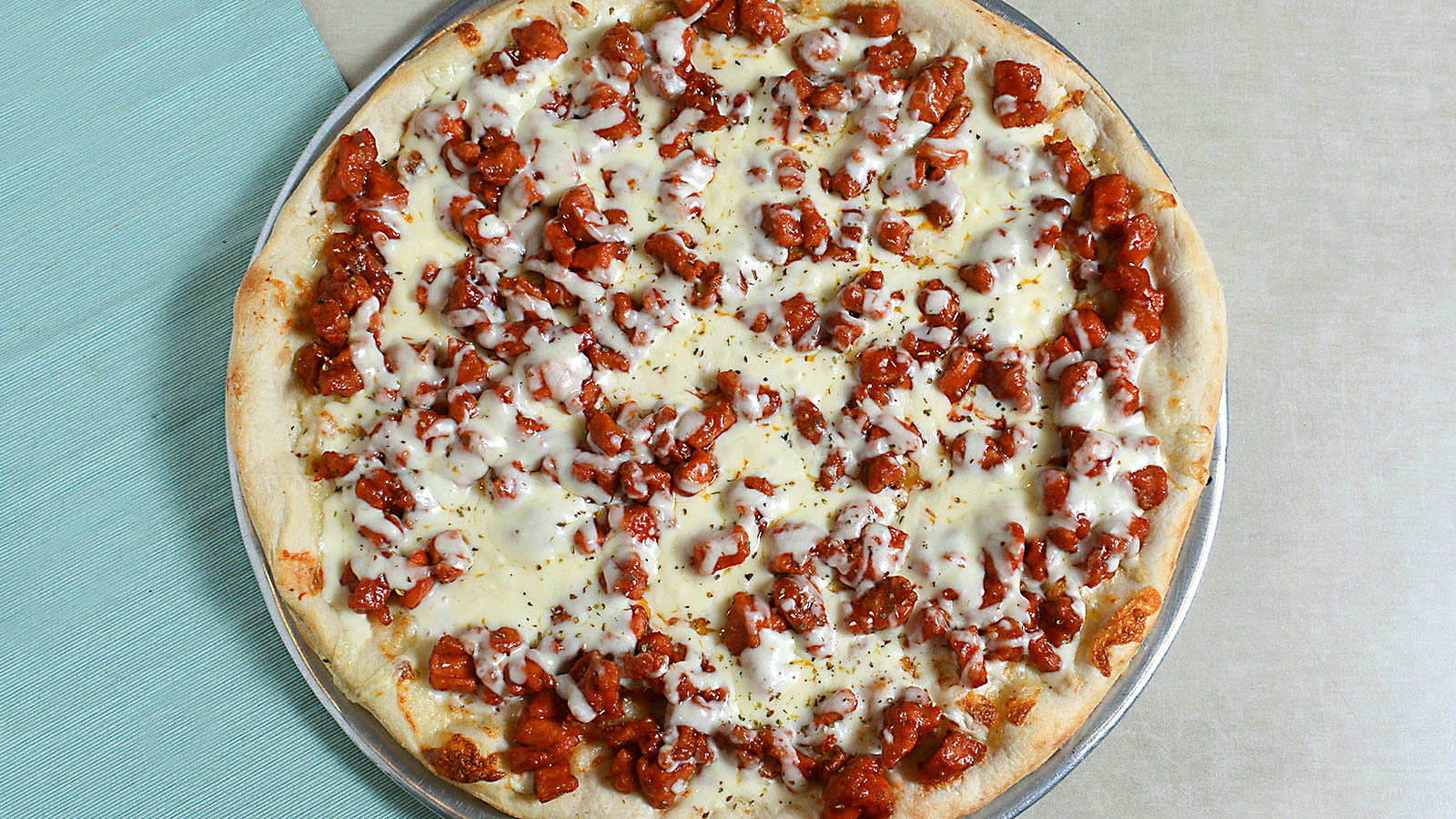 Order BBQ Chicken Pizza food online from Mario's Pizzeria store, Oyster Bay on bringmethat.com