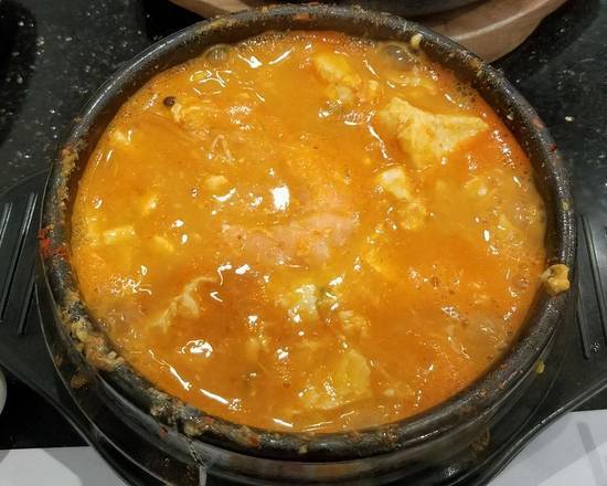 Order Seafood Soft Tofu Soup / 해물 순두부 food online from K-Grill&Tofu House store, San Bruno on bringmethat.com