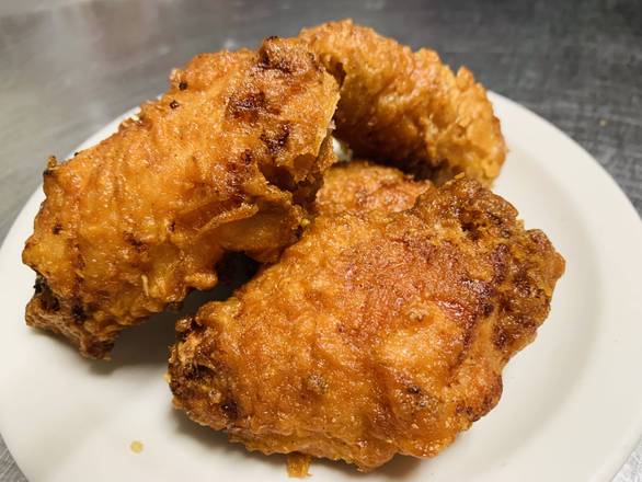 Order 炸鸡翅Crispy Fried Chicken Wings (6 pcs) food online from Chopsticks store, Kent on bringmethat.com