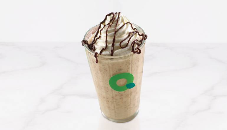 Order Kit Kat 24oz Smoothie food online from Quickchek store, Hackettstown on bringmethat.com