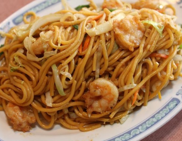 Order D05. Prawns and Vegetable Chow Mein food online from Wok Station store, San Francisco on bringmethat.com