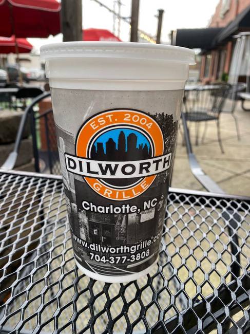 Order Sweet Iced Tea food online from Dilworth Neighborhood Grille store, Charlotte on bringmethat.com