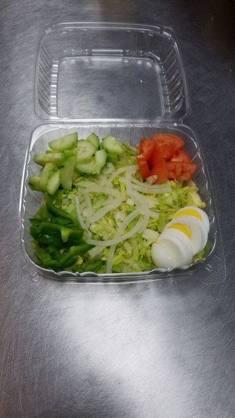 Order Tossed Salad food online from Vicki Cold Cuts store, Crum Lynne on bringmethat.com