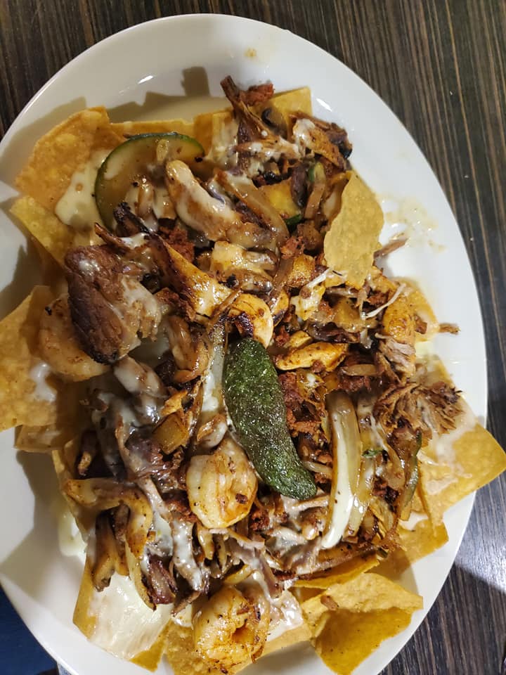 Order #50. Nachos Huixtla food online from Chiapas Mexican Grill store, Centerville on bringmethat.com