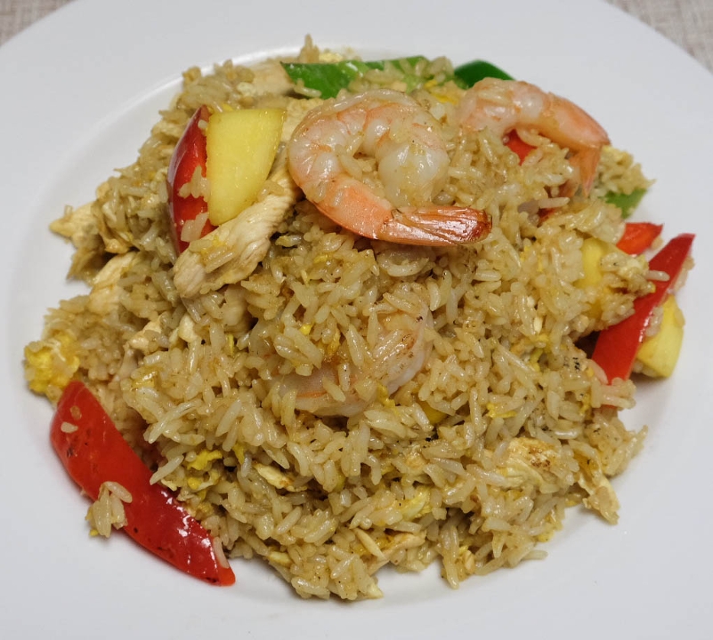 Order Mango Fried Rice food online from Giggling rice thai togo store, Brookline on bringmethat.com