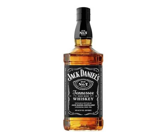 Order Jack Daniel's Black Tennessee Old No. 7, 750mL whiskey(40.0% ABV) food online from Tenderloin Liquor store, San Francisco on bringmethat.com