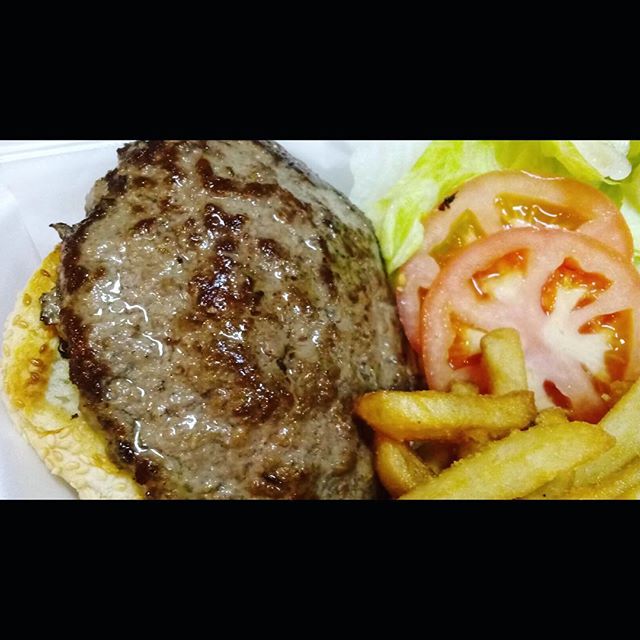 Order 6 oz. Hamburger Deluxe  food online from Husky Pizza store, Coventry on bringmethat.com